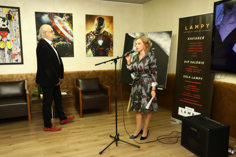 GALÉRIA KAFÉ LAMPY